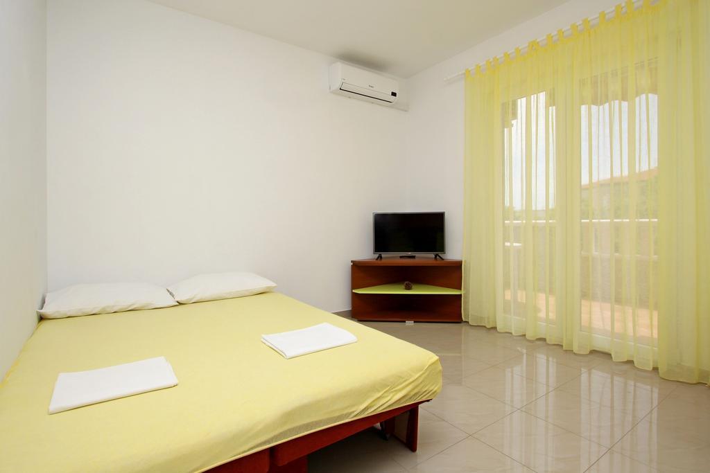 Apartmani Ruza Новаля Екстер'єр фото