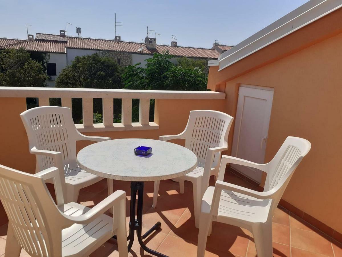 Apartmani Ruza Новаля Екстер'єр фото
